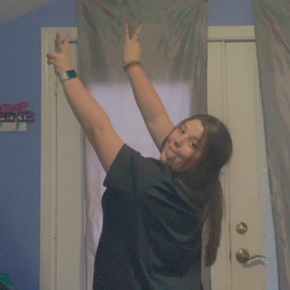 Meet your Posher, Shayla - Picture 1 of 1